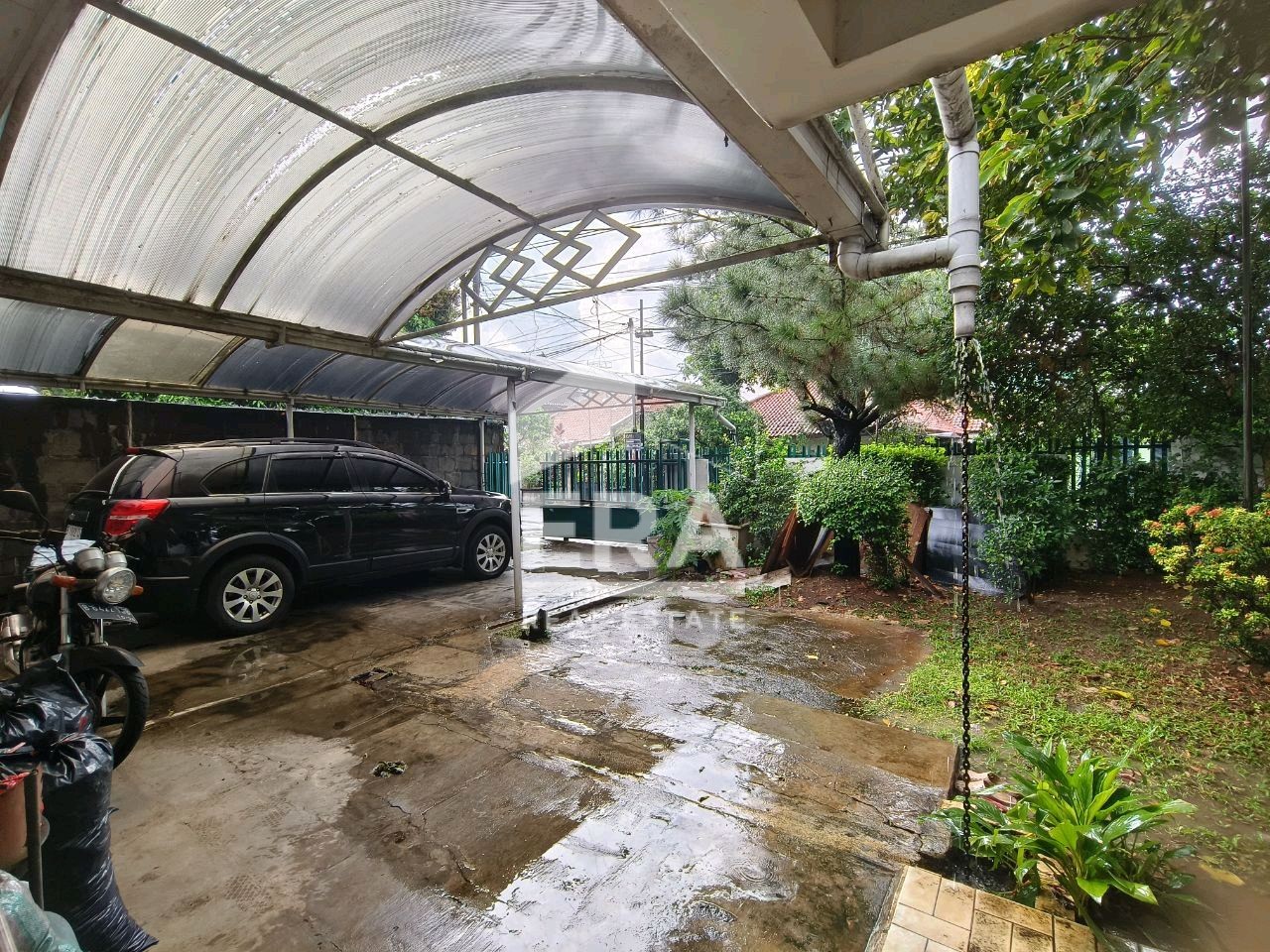 interior 9