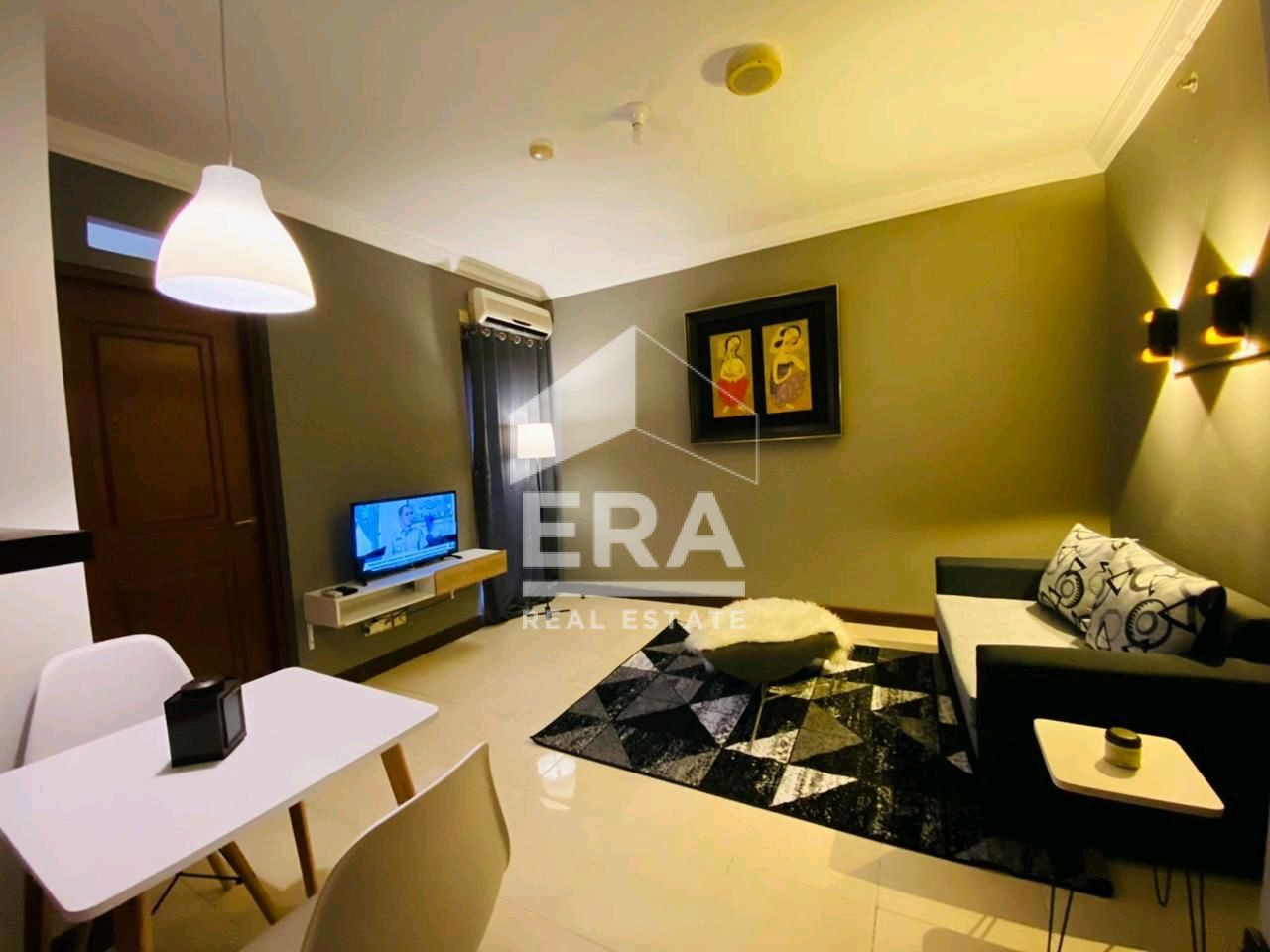 interior 9