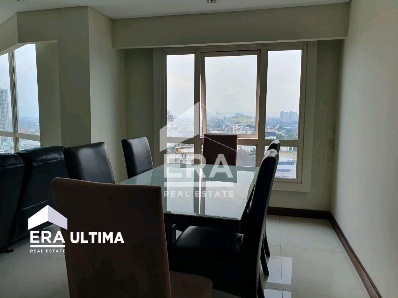 interior 3