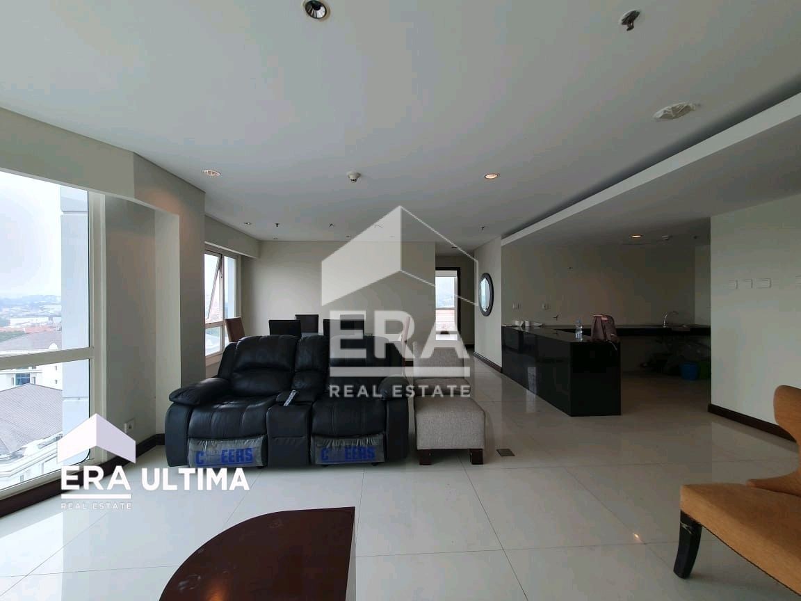 interior 9