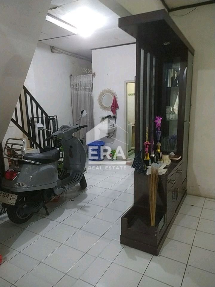 interior 4