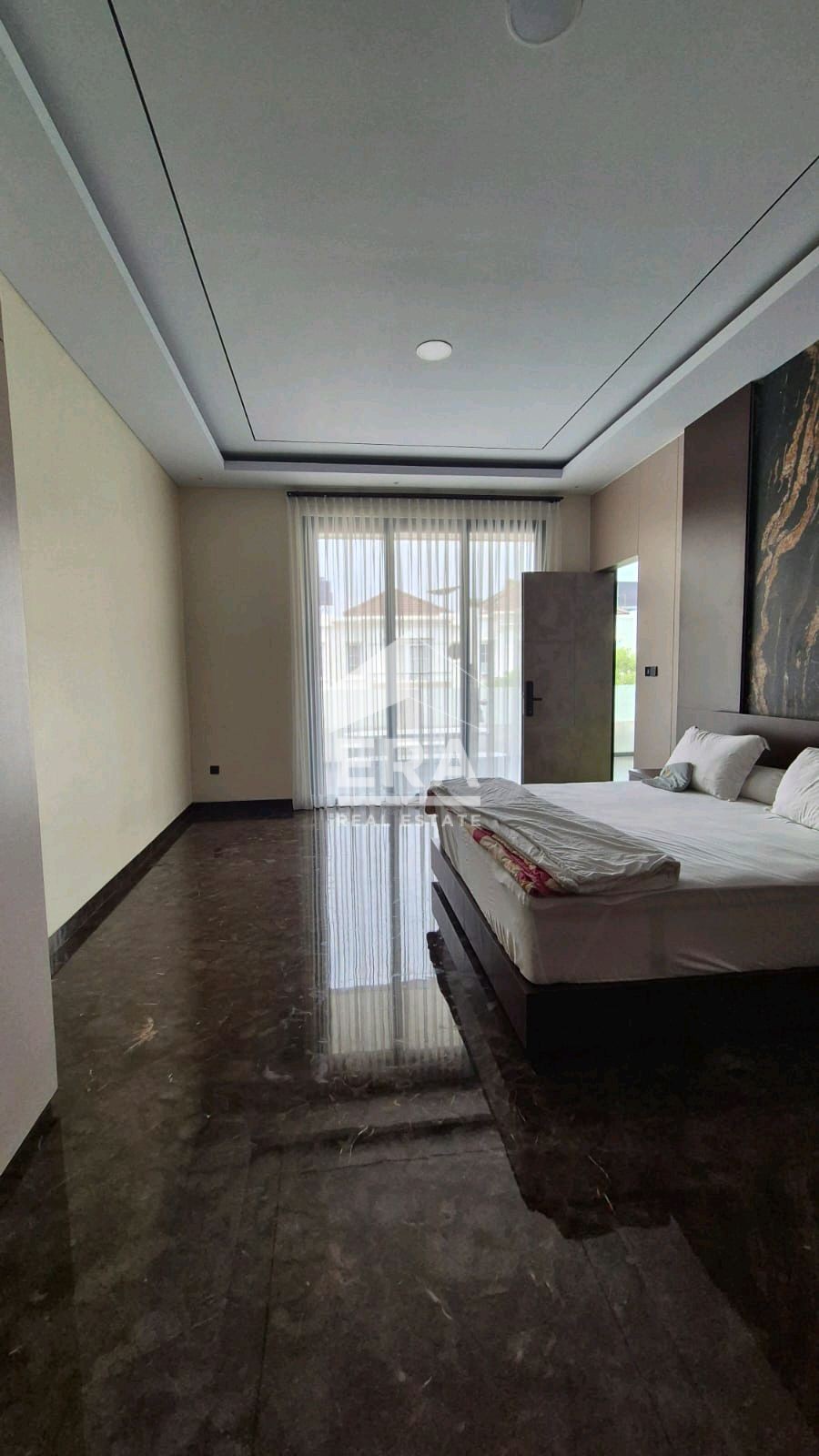 interior 4