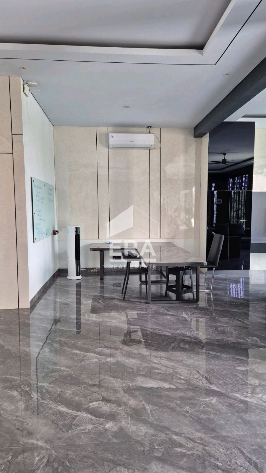 interior 9