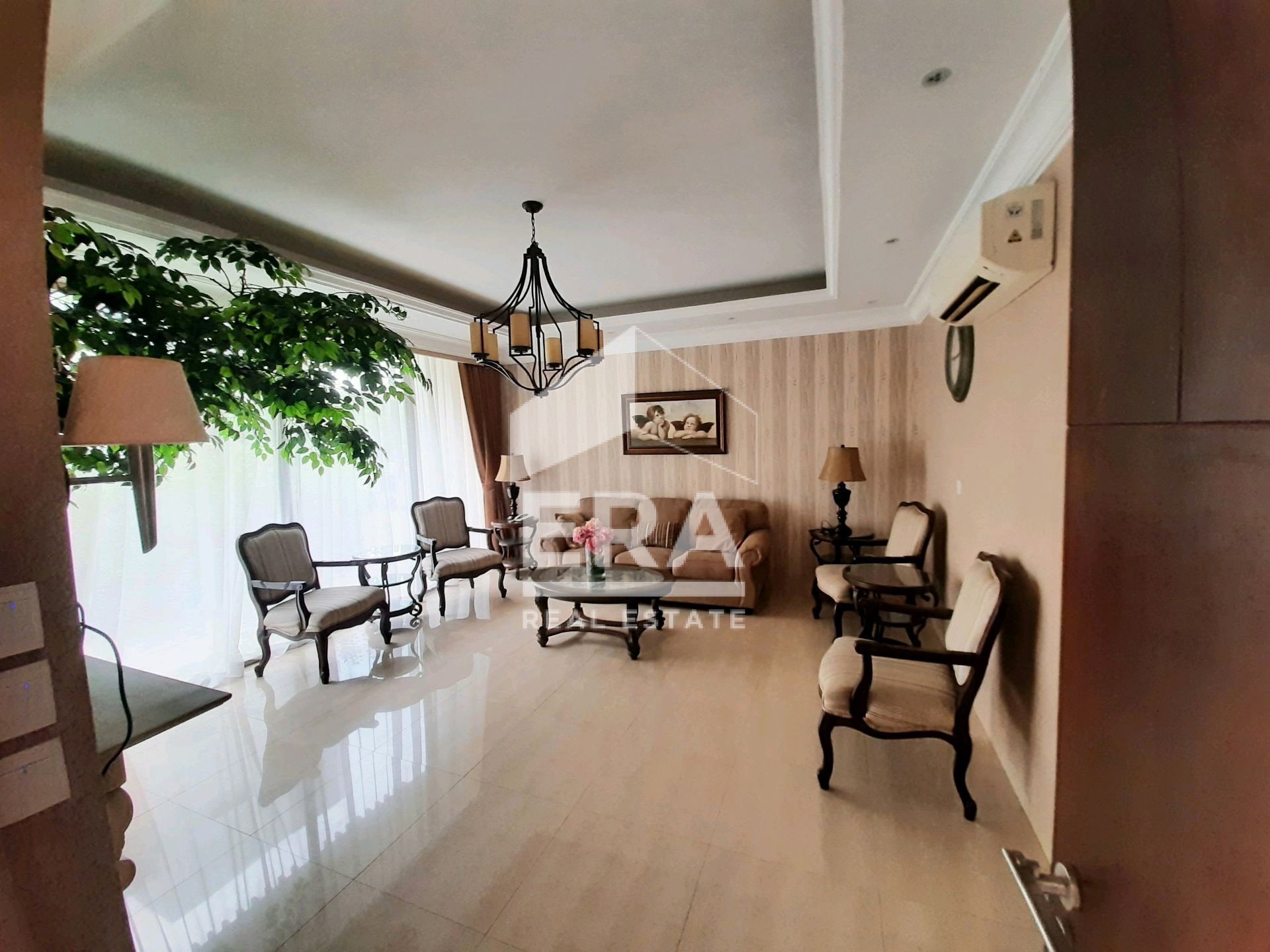 interior 2