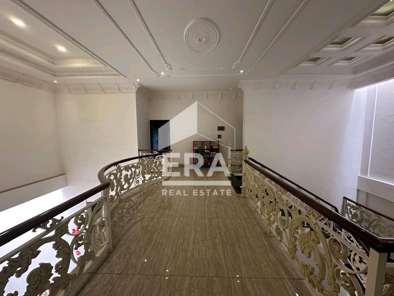interior 9