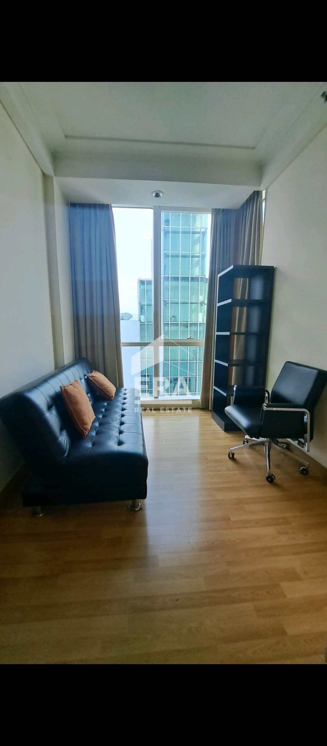 interior 7