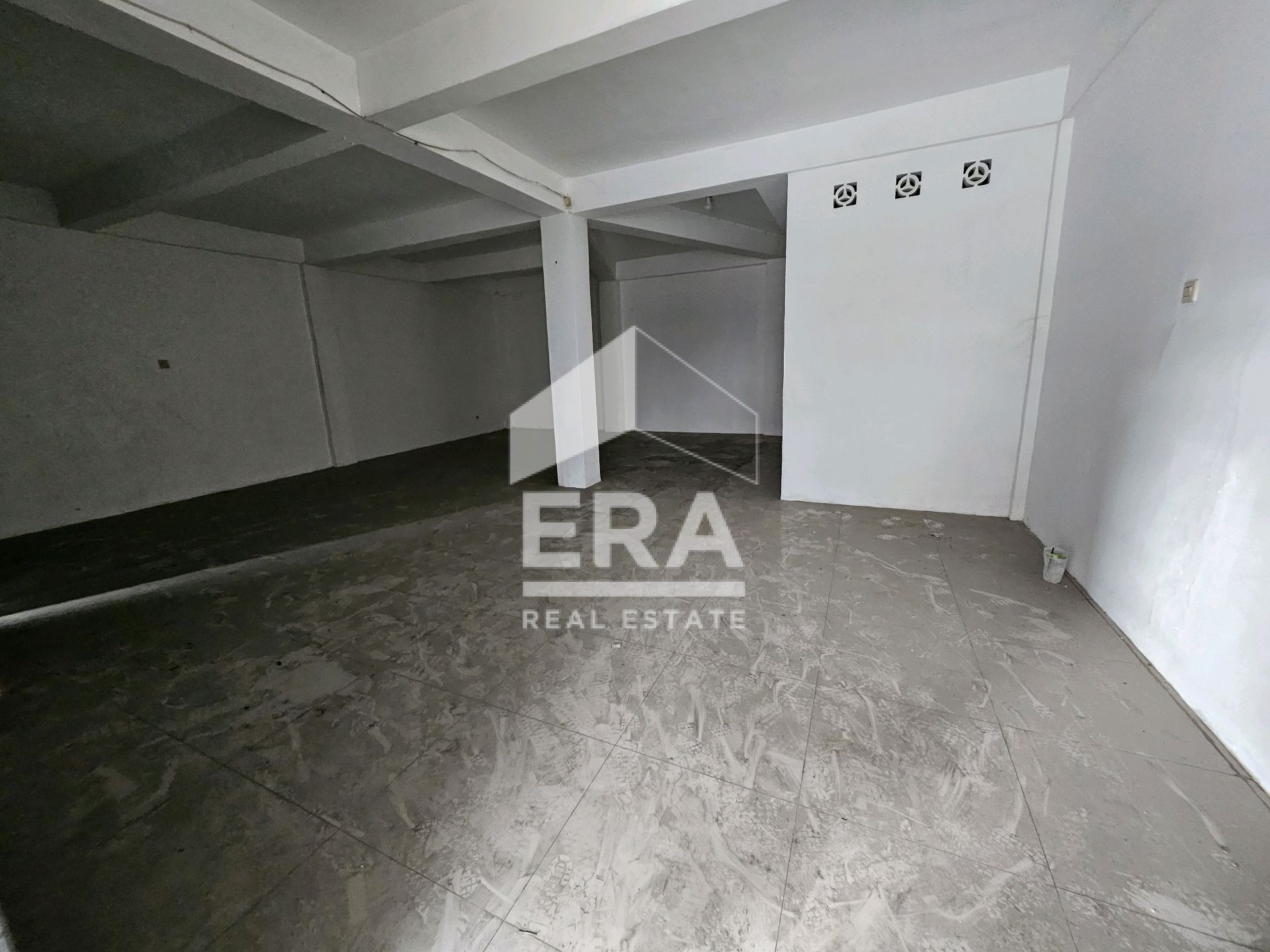 interior 2