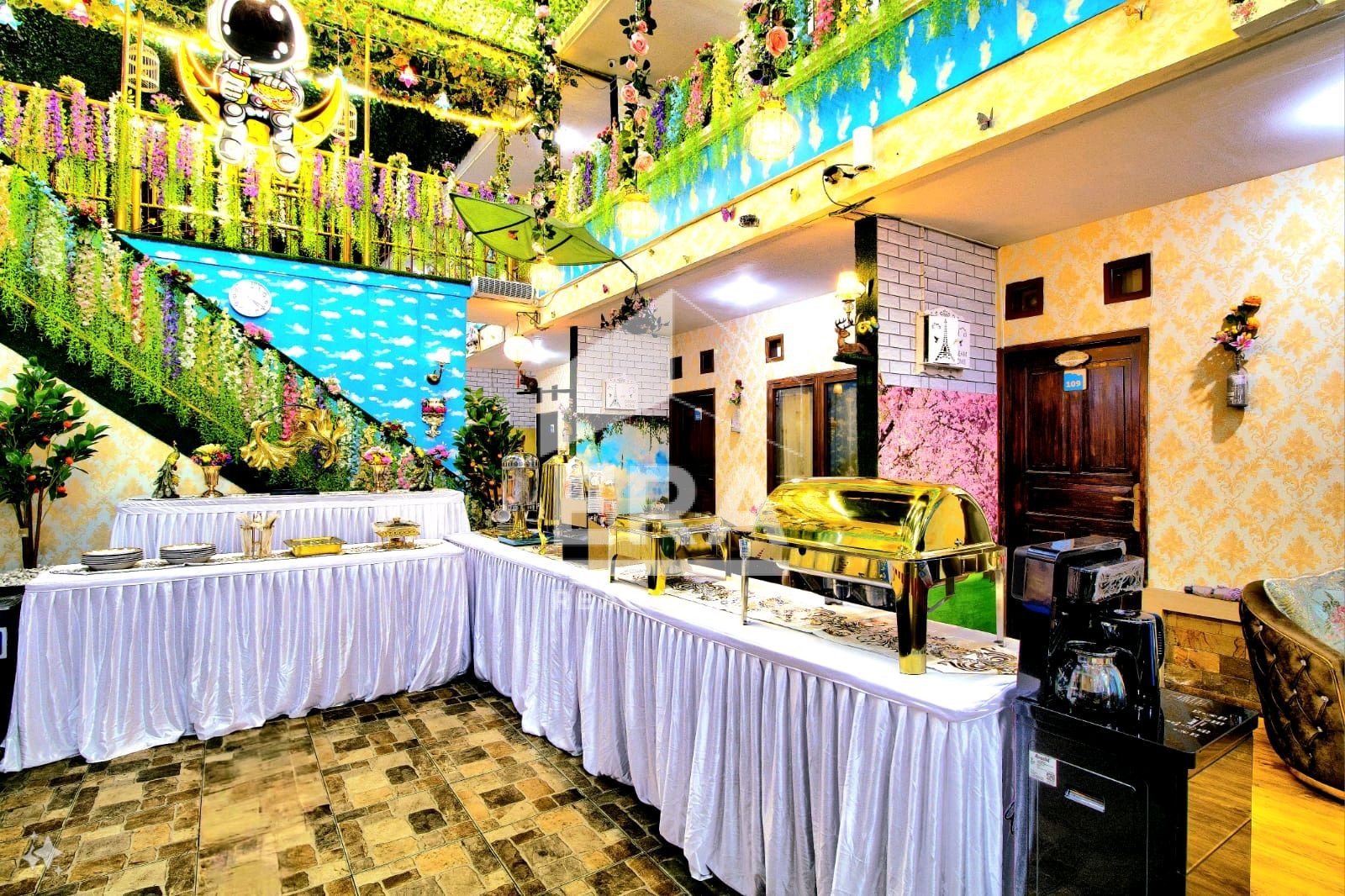 interior 4