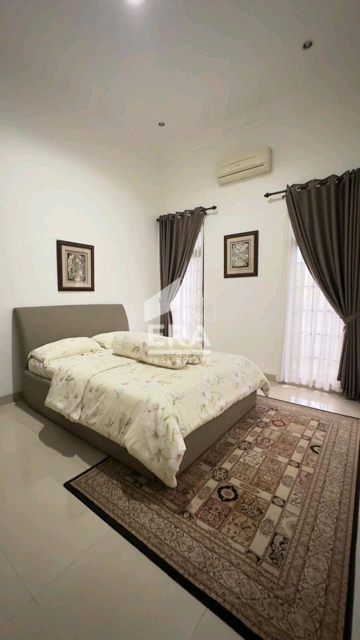interior 6