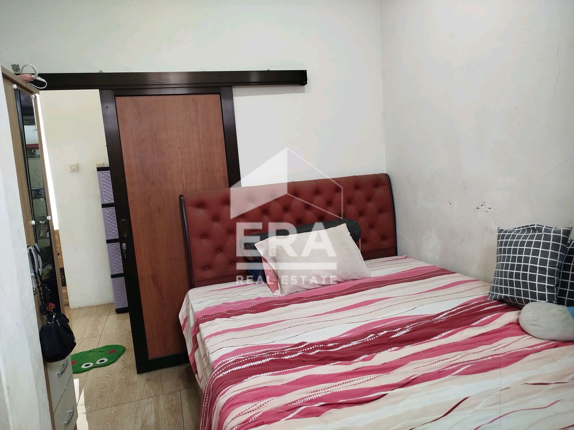 interior 10