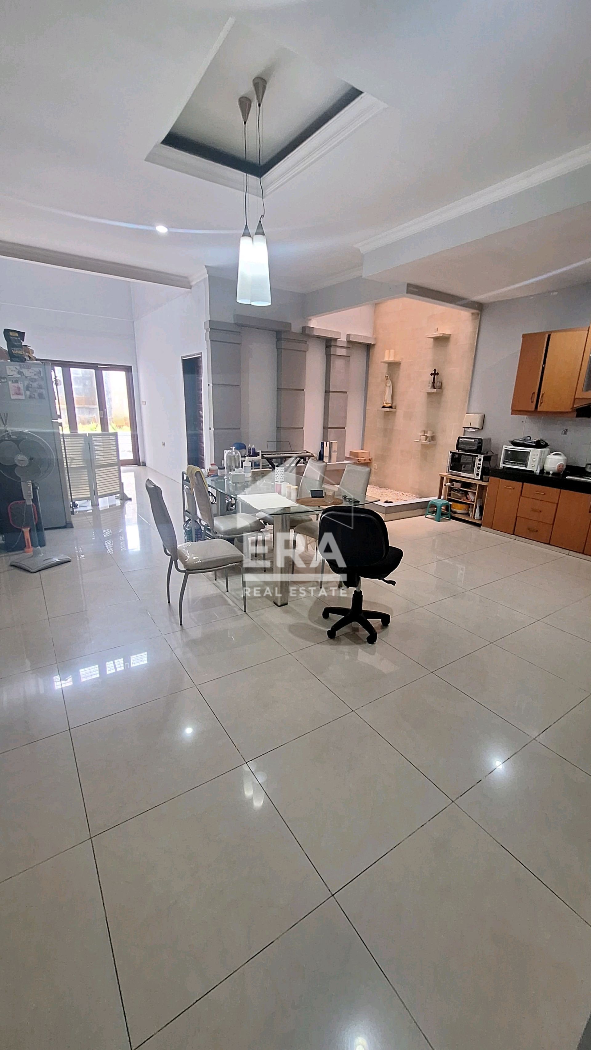 interior 3