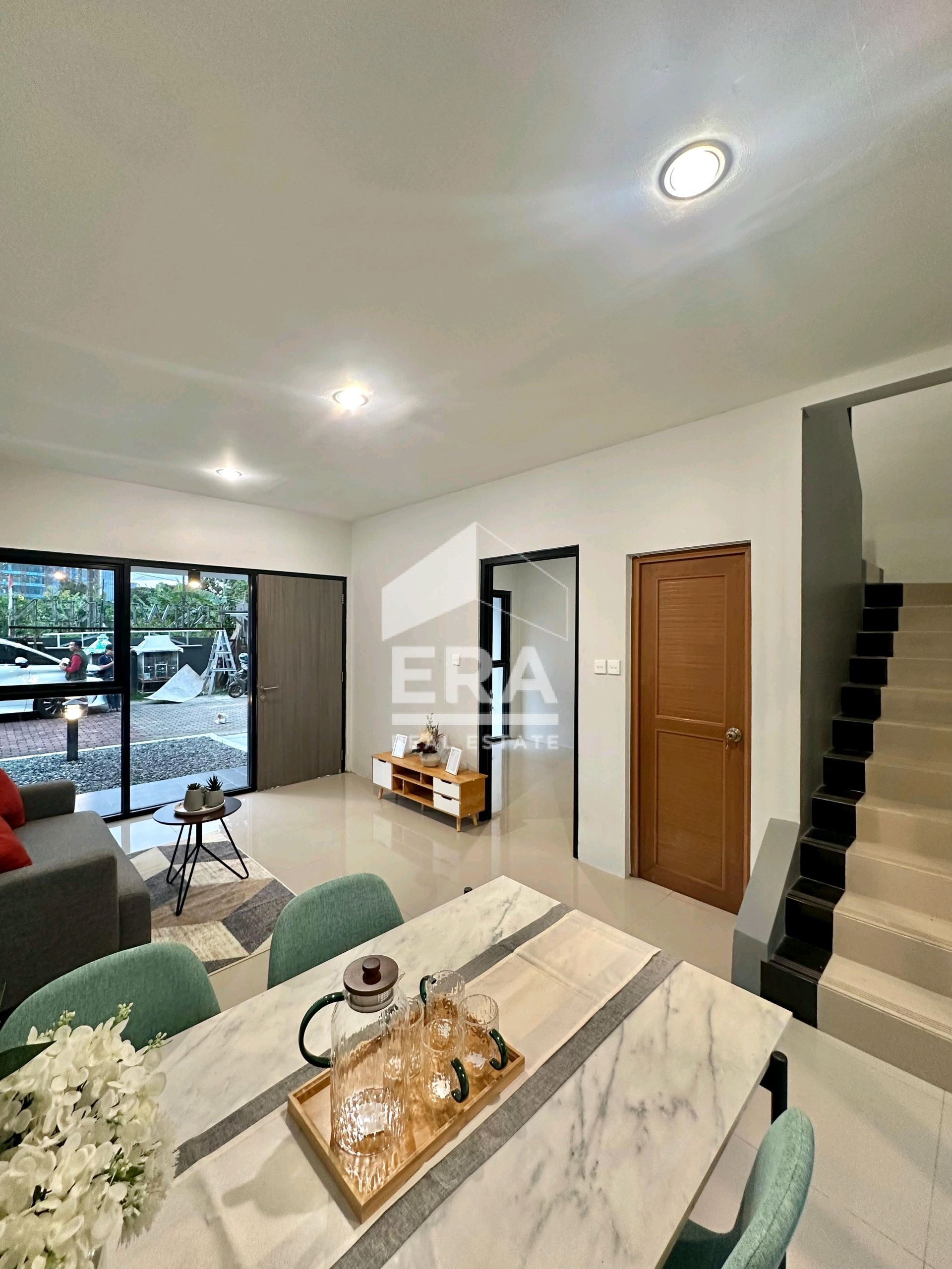interior 4