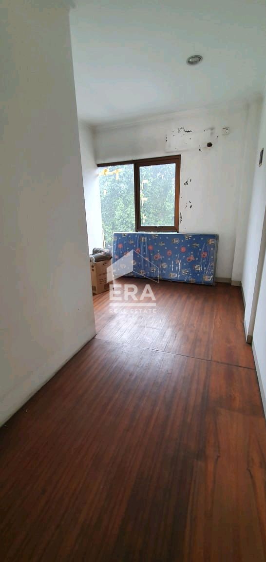 interior 7