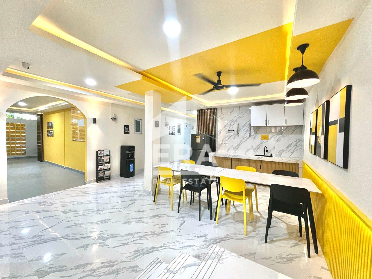 interior 4