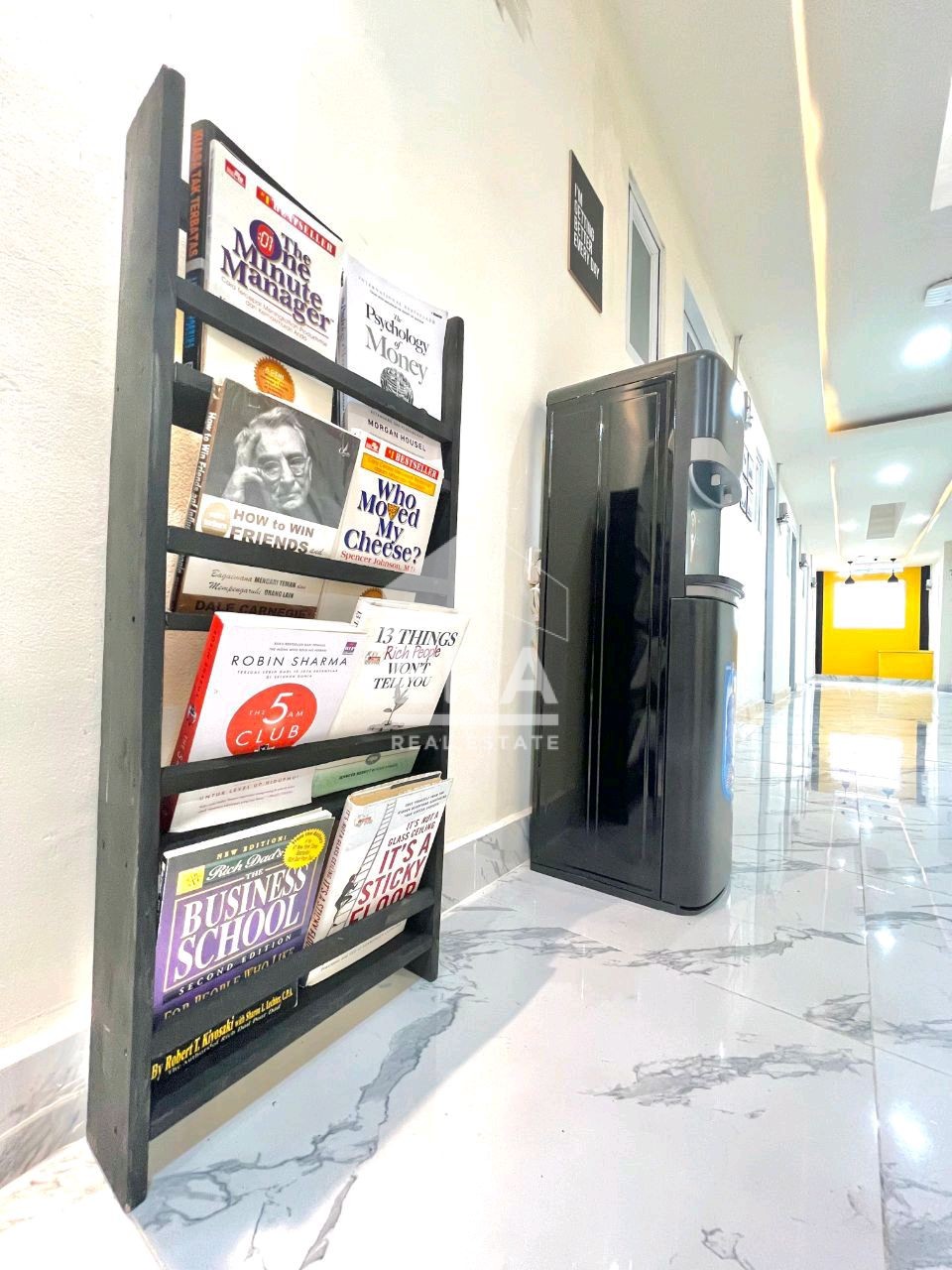 interior 6