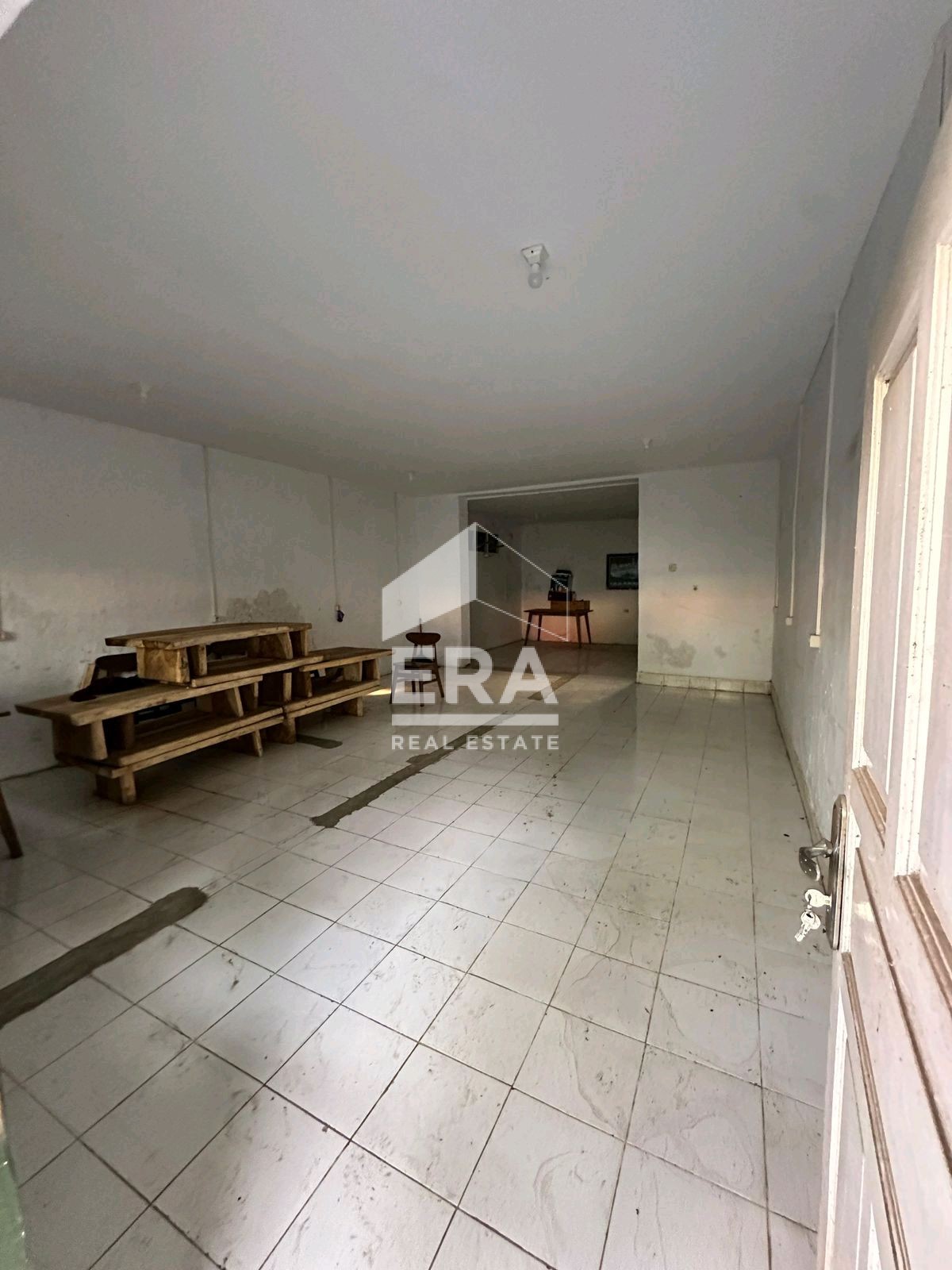 interior 4