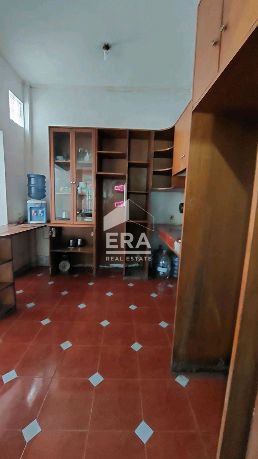 interior 9