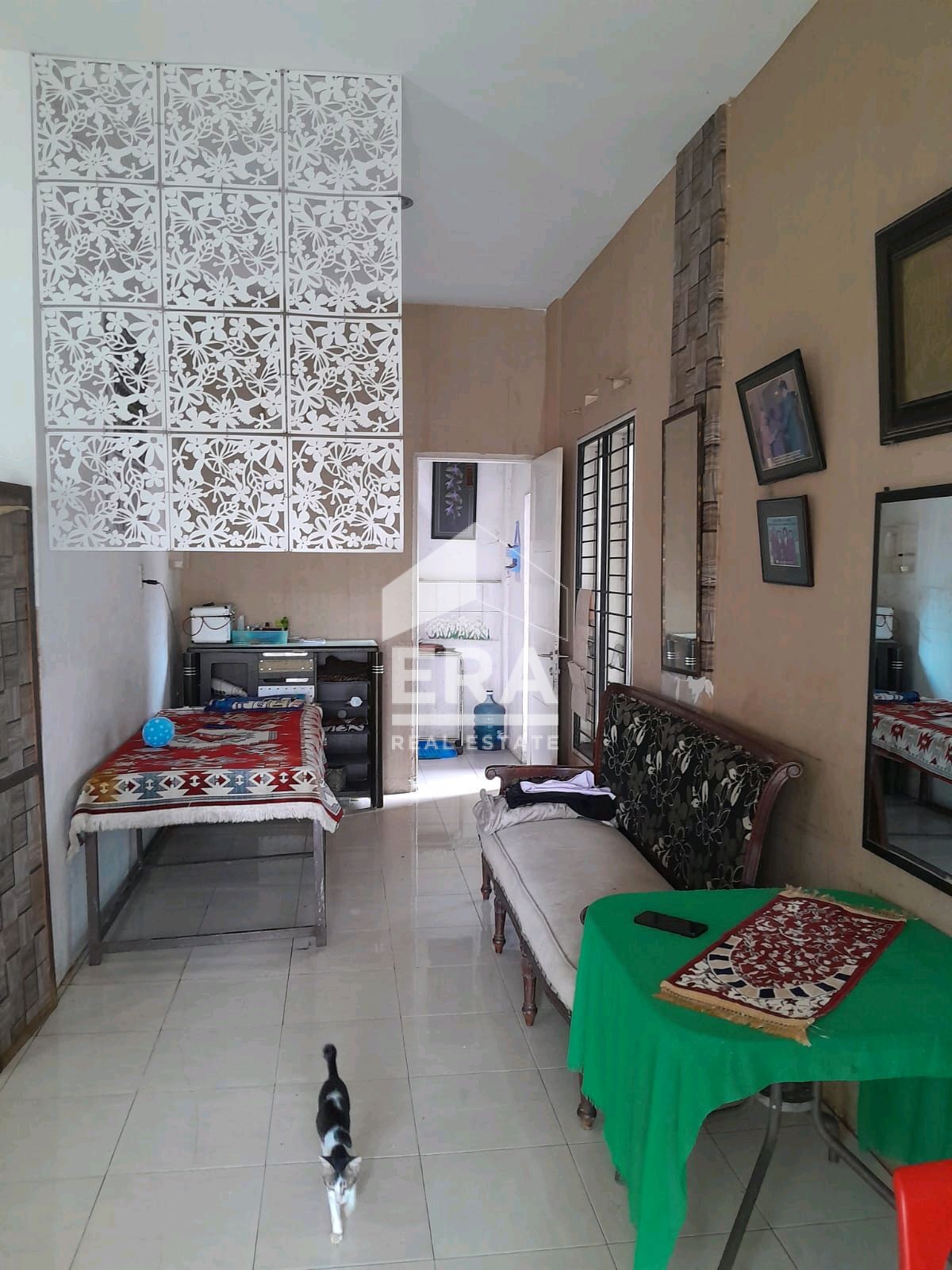 interior 2