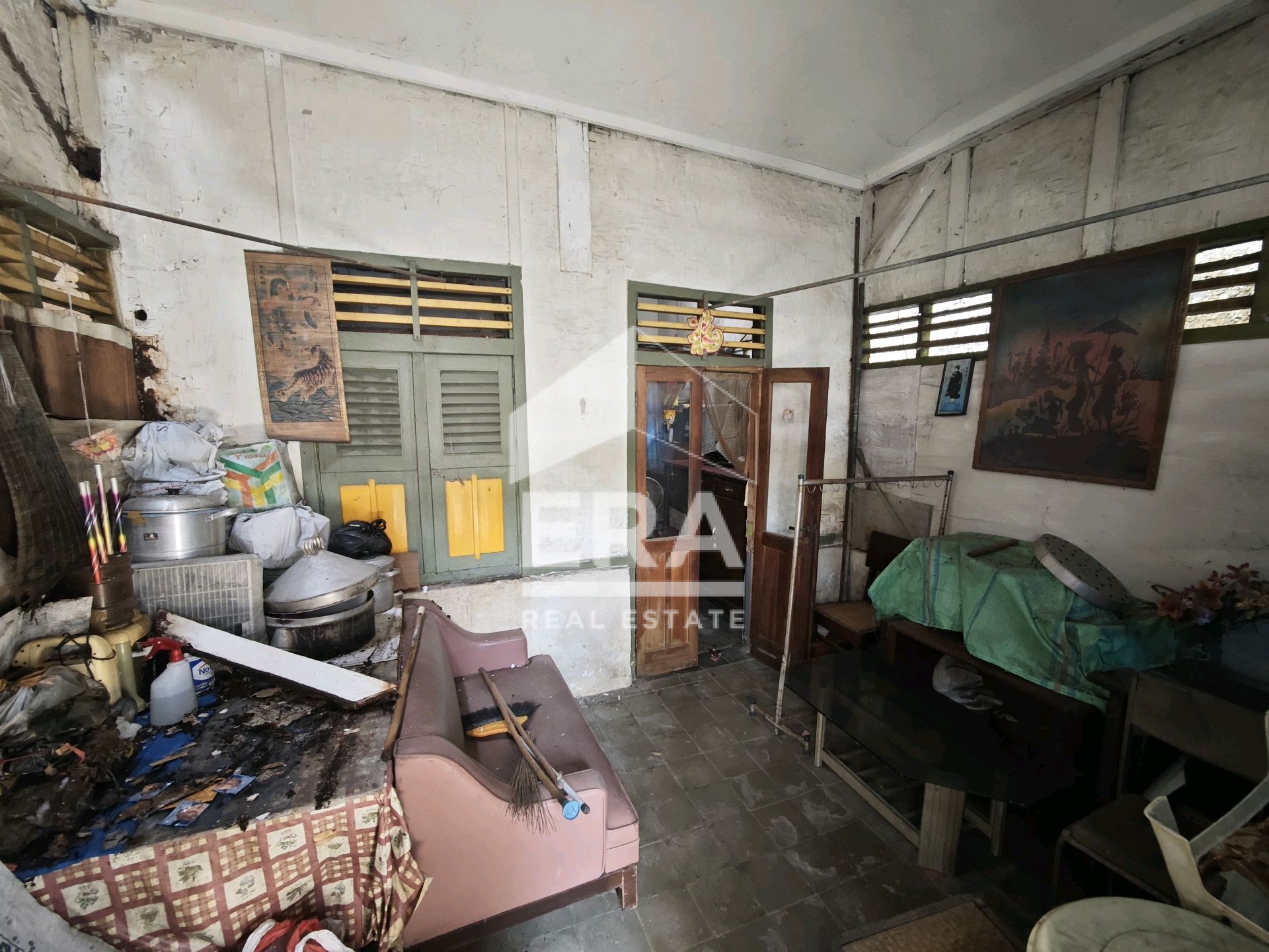 interior 4