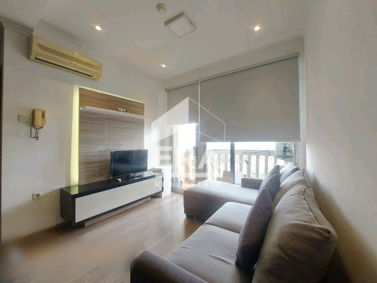 interior 2