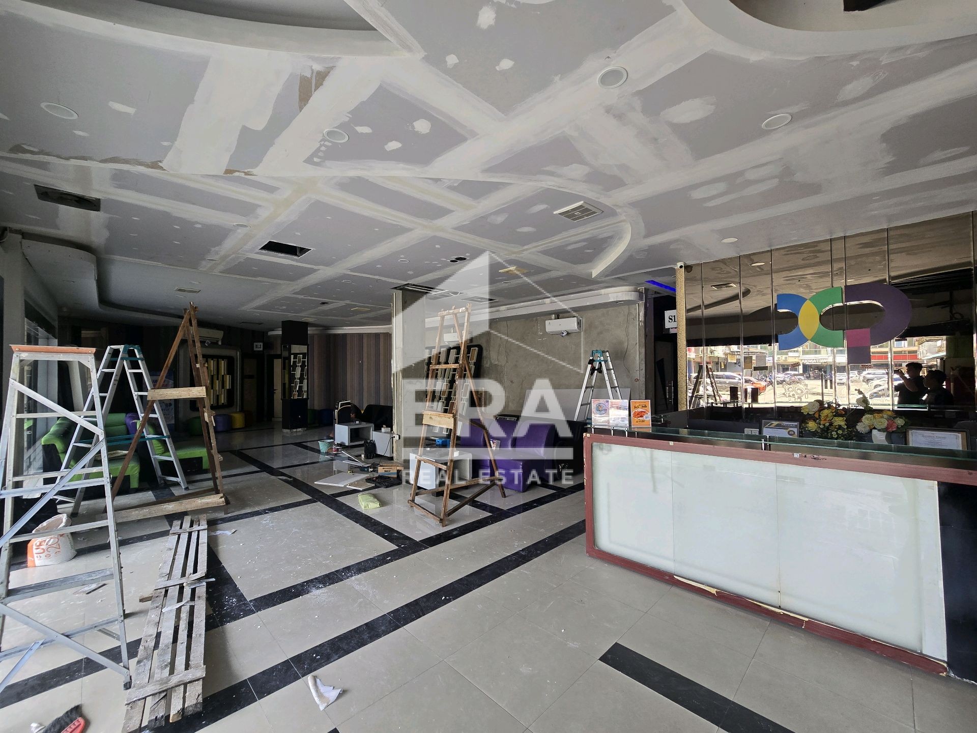 interior 2