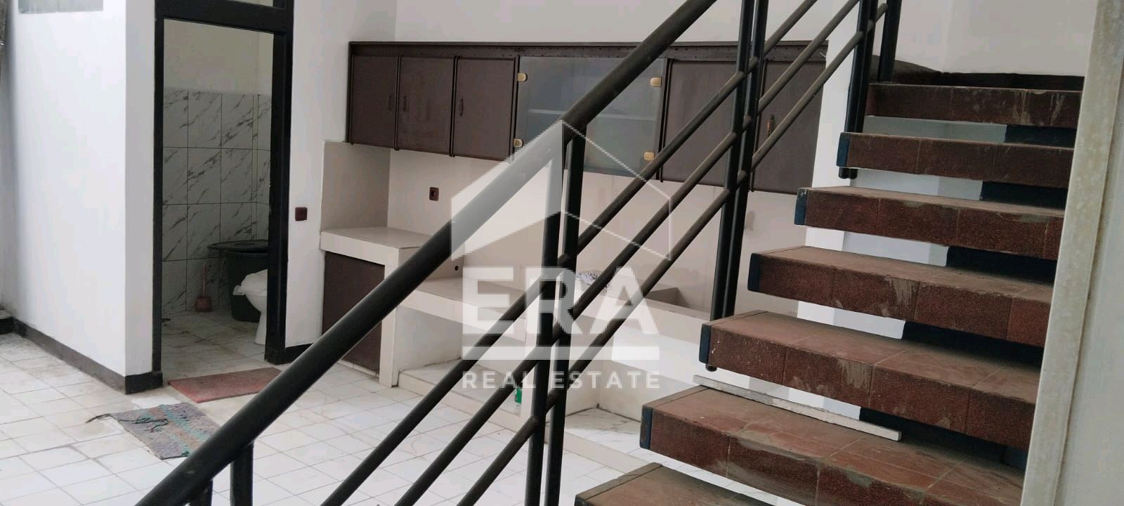 interior 2
