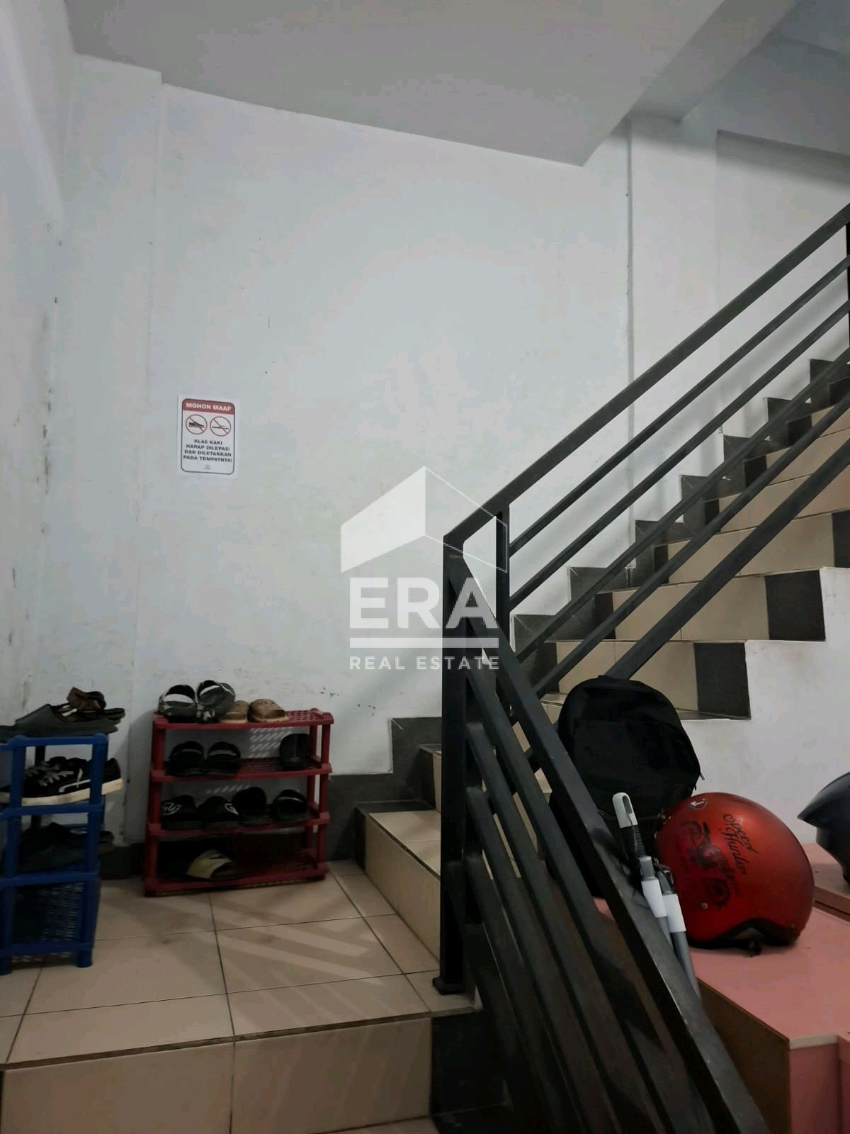 interior 4