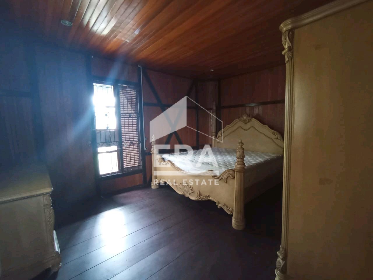 interior 7