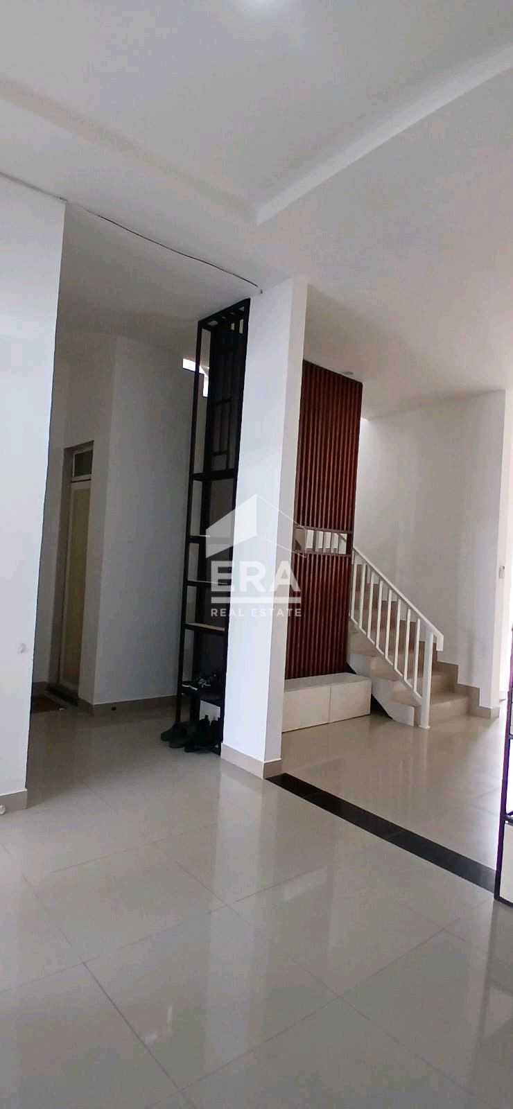 interior 6