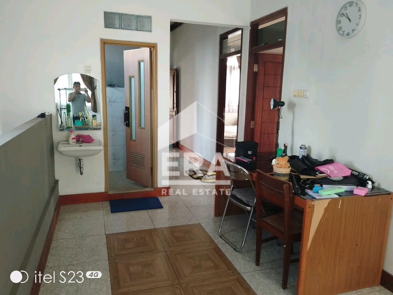 interior 4