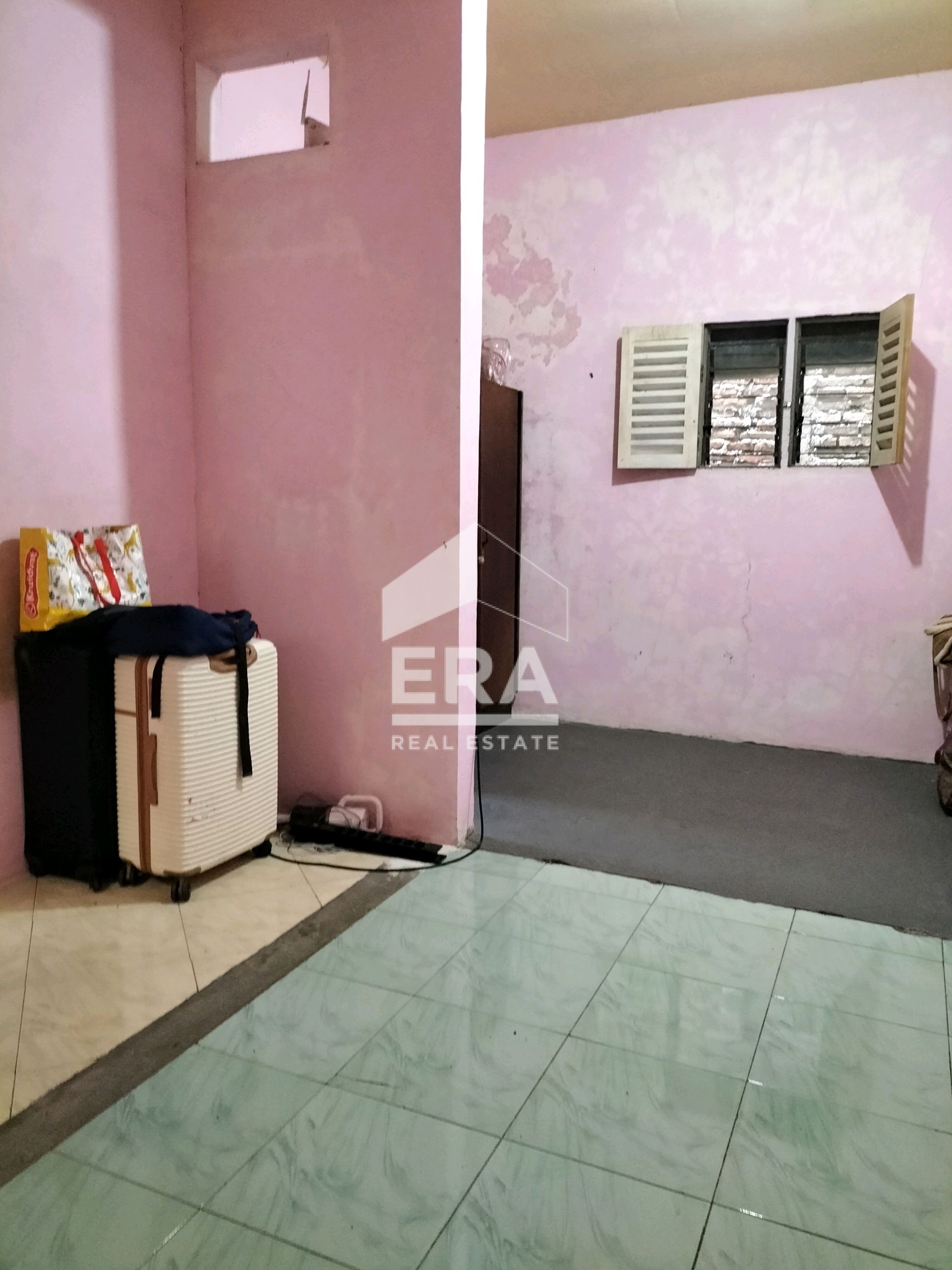 interior 2