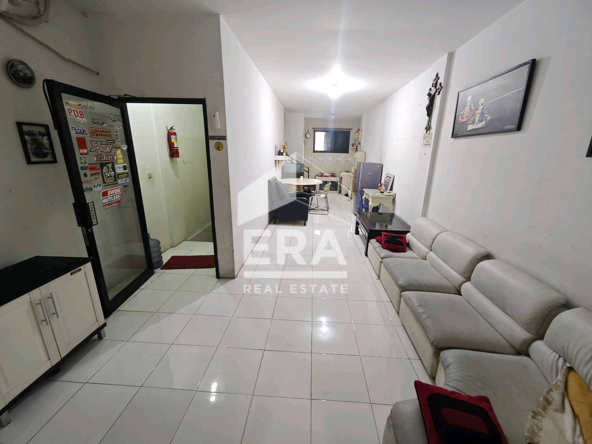 interior 4