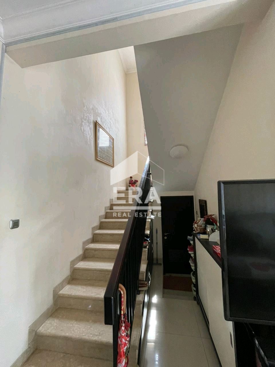 interior 4