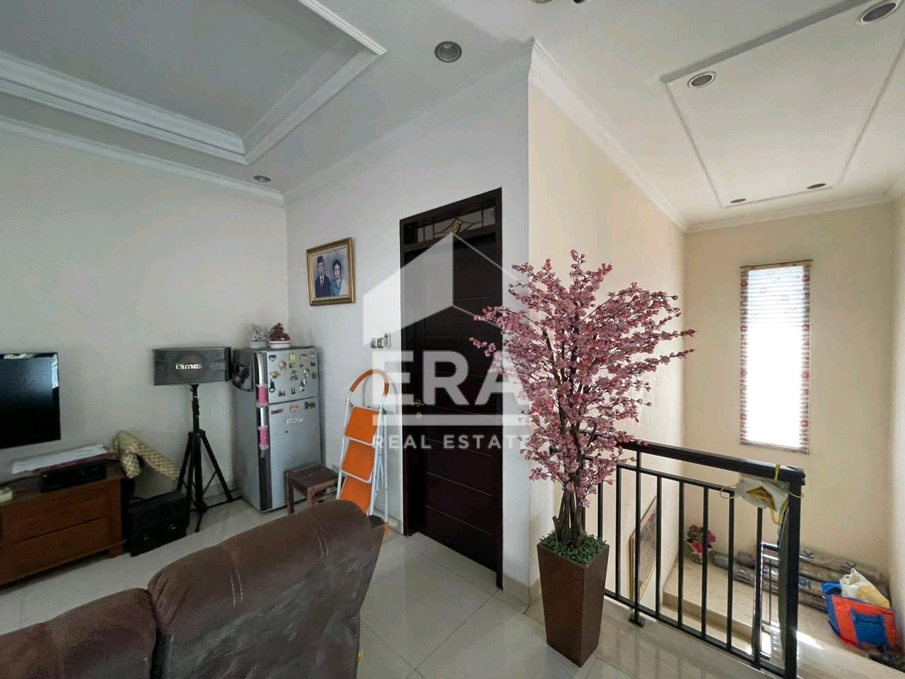 interior 7