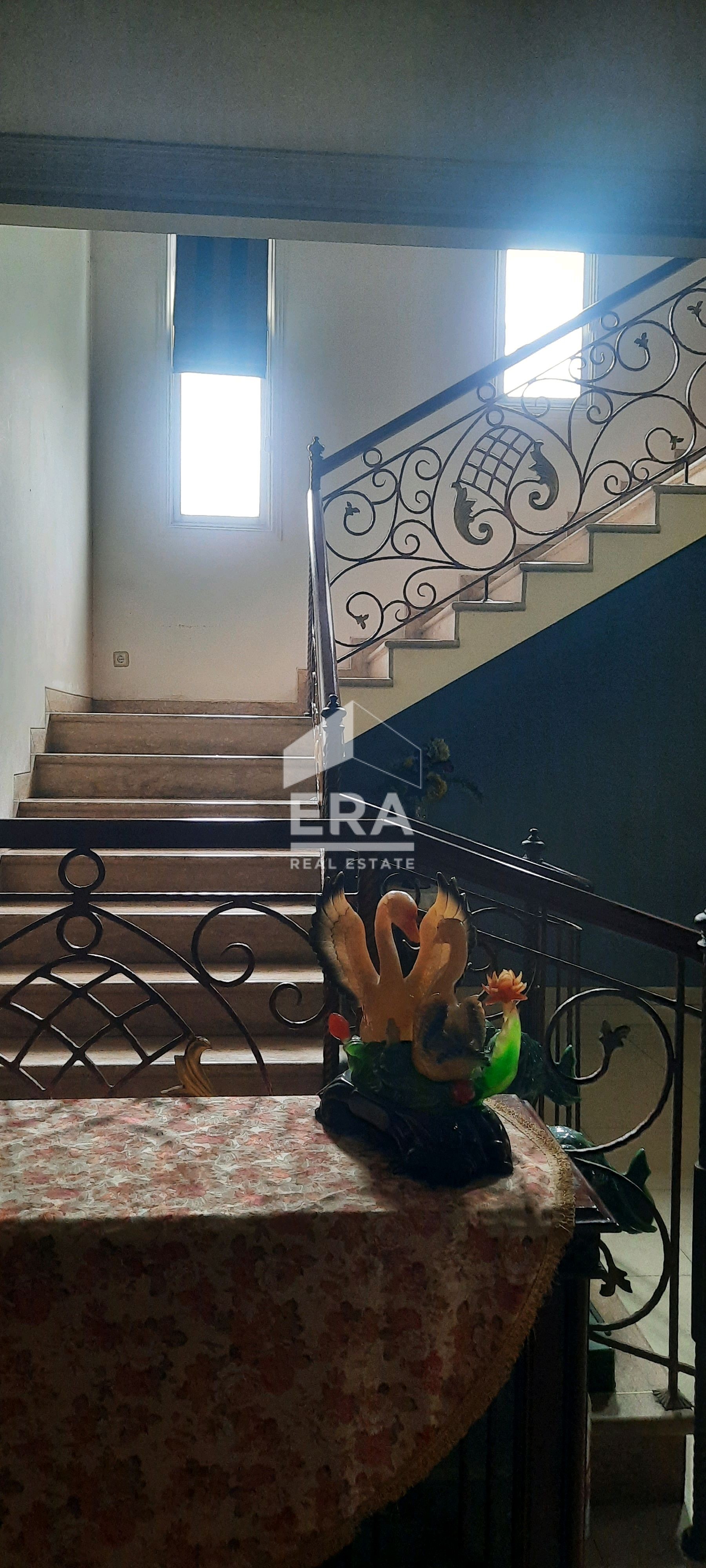 interior 2