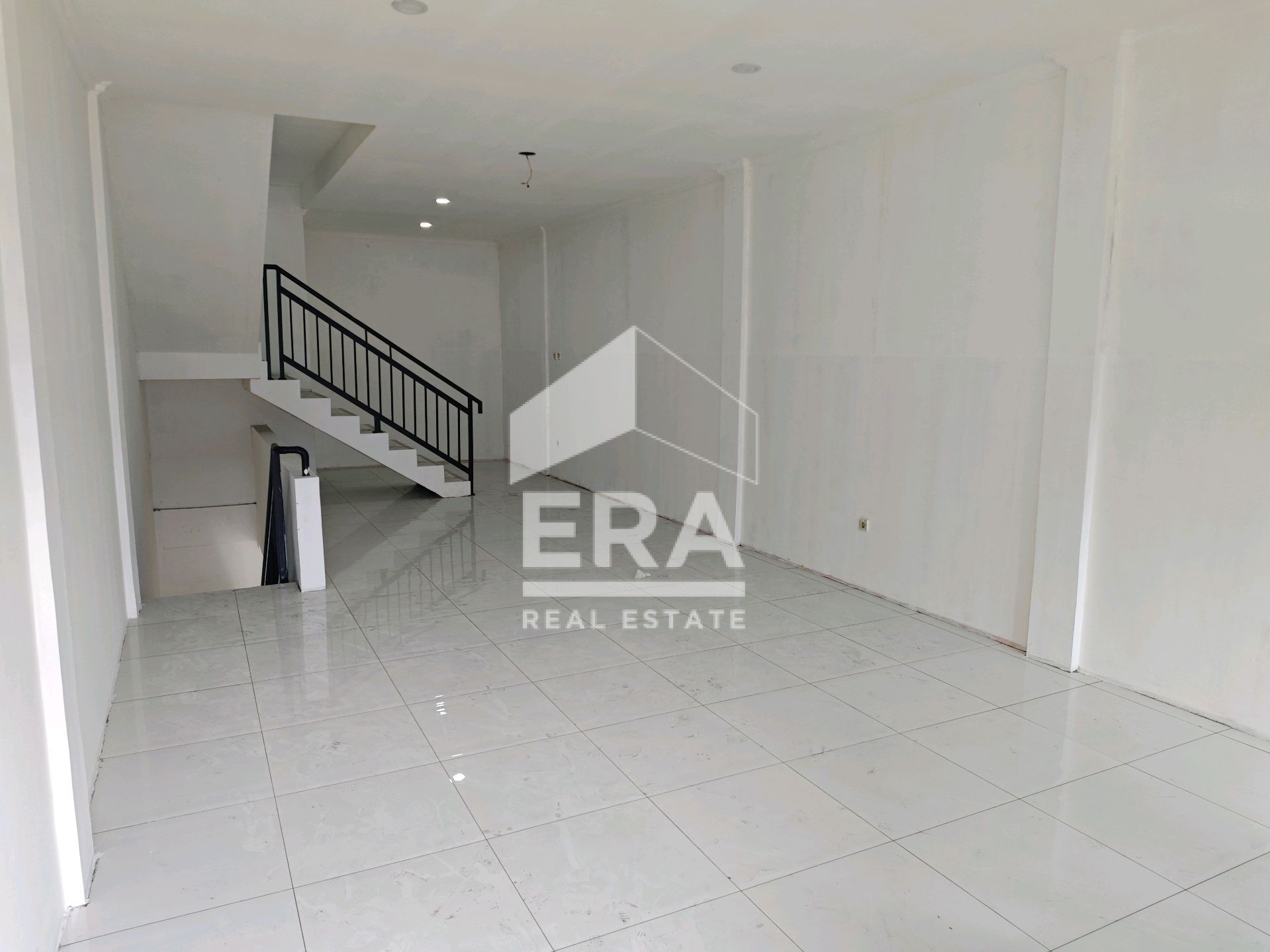 interior 4