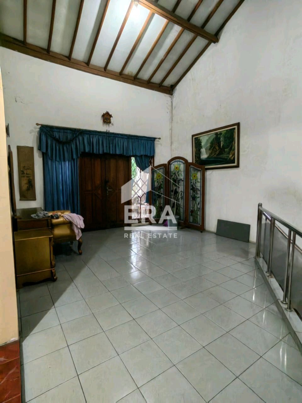 interior 9