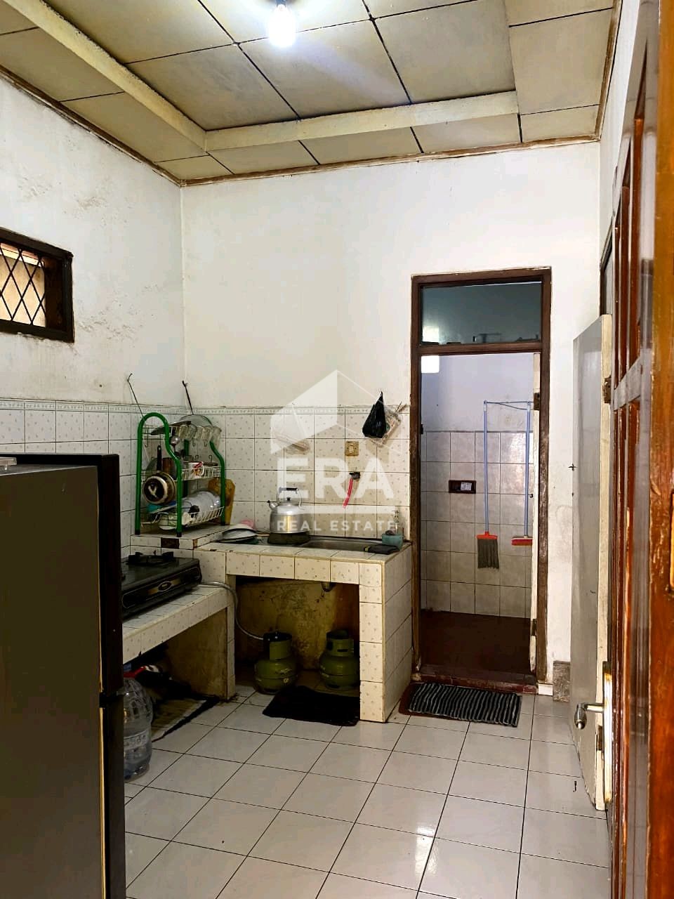 interior 10