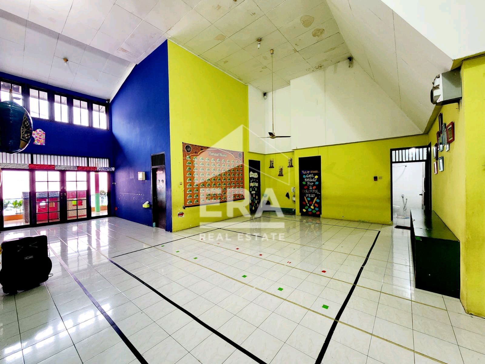 interior 4