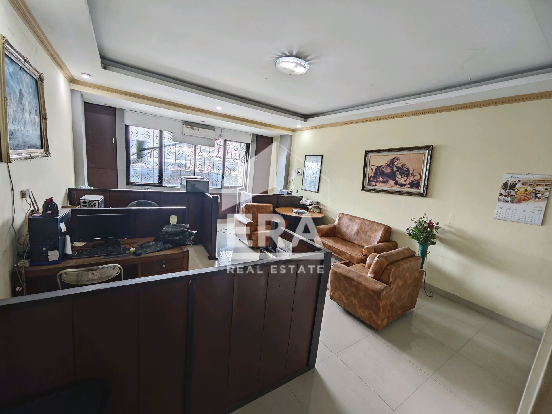 interior 6