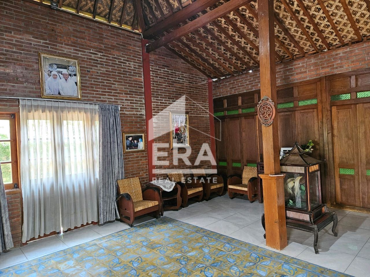 interior 6