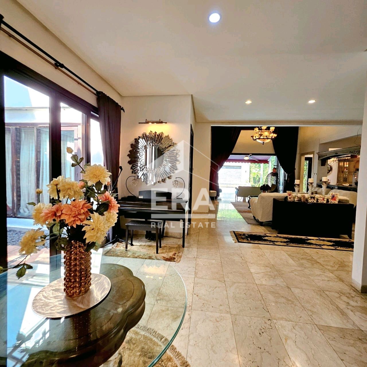 interior 3