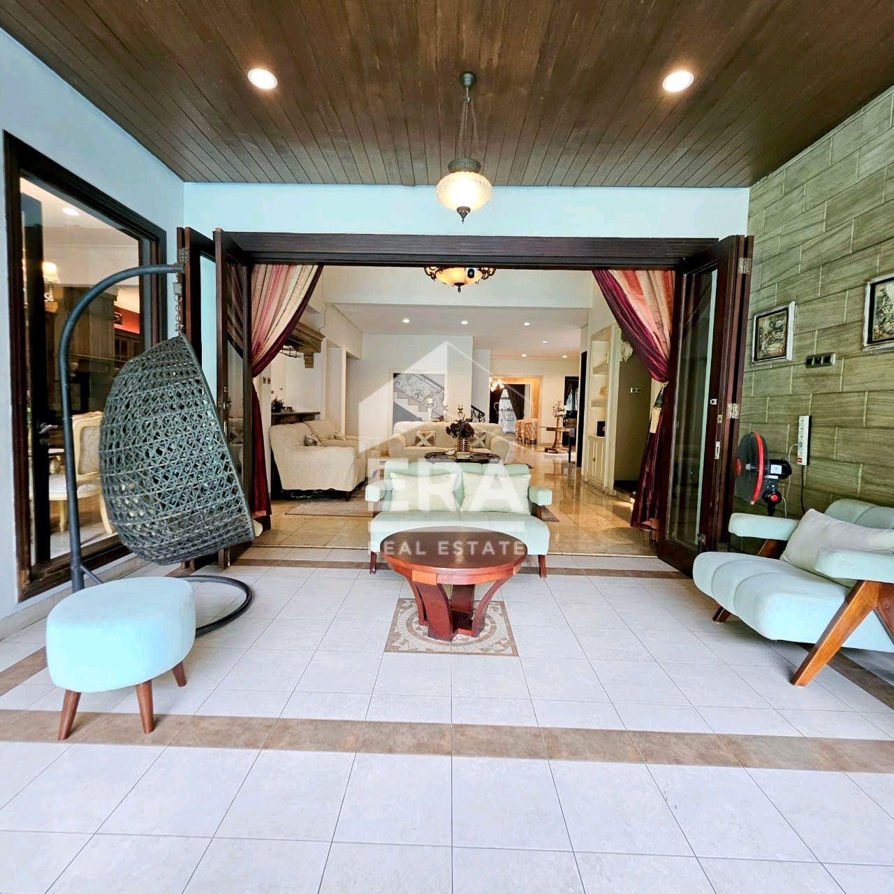 interior 4