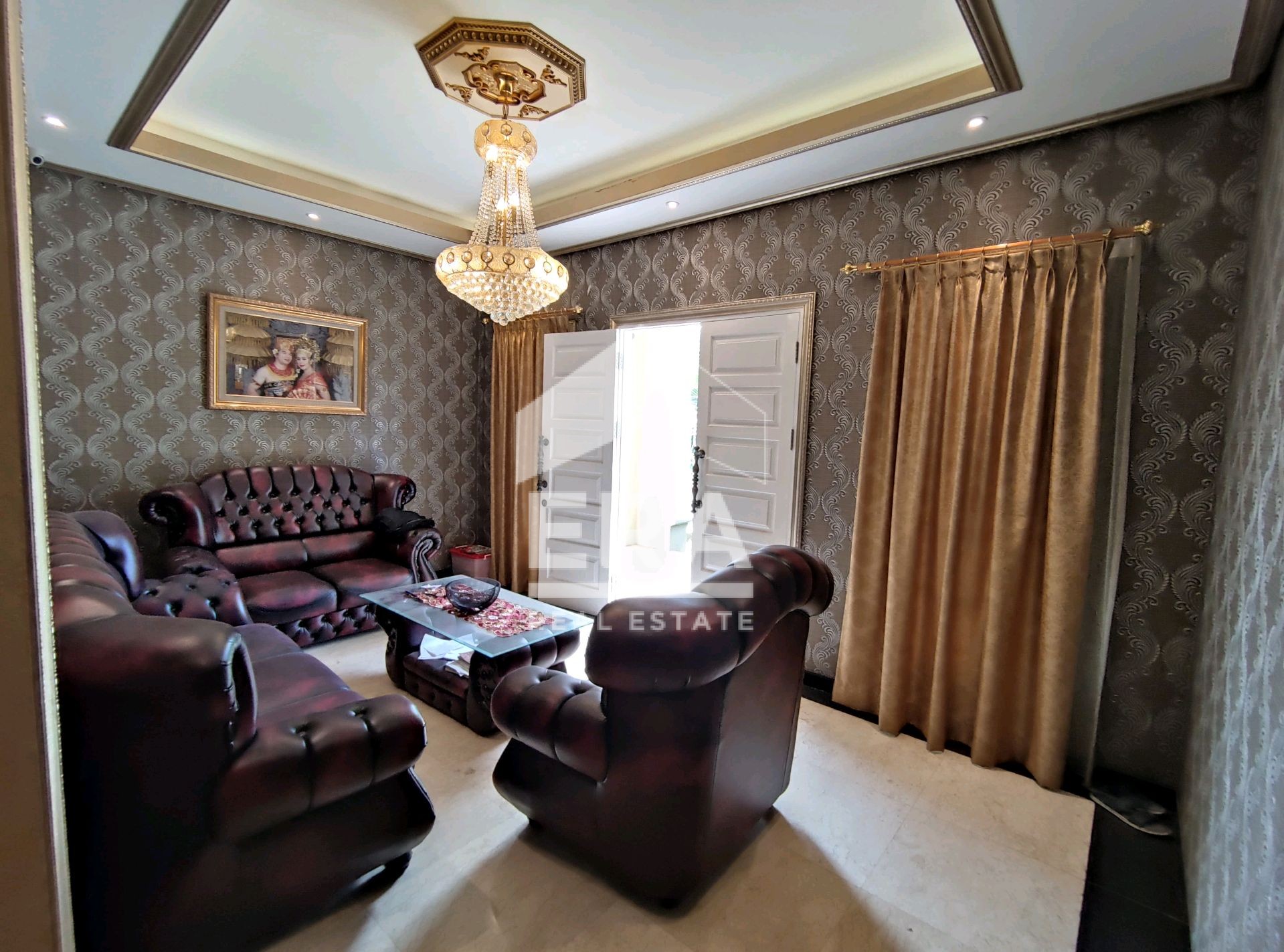 interior 3