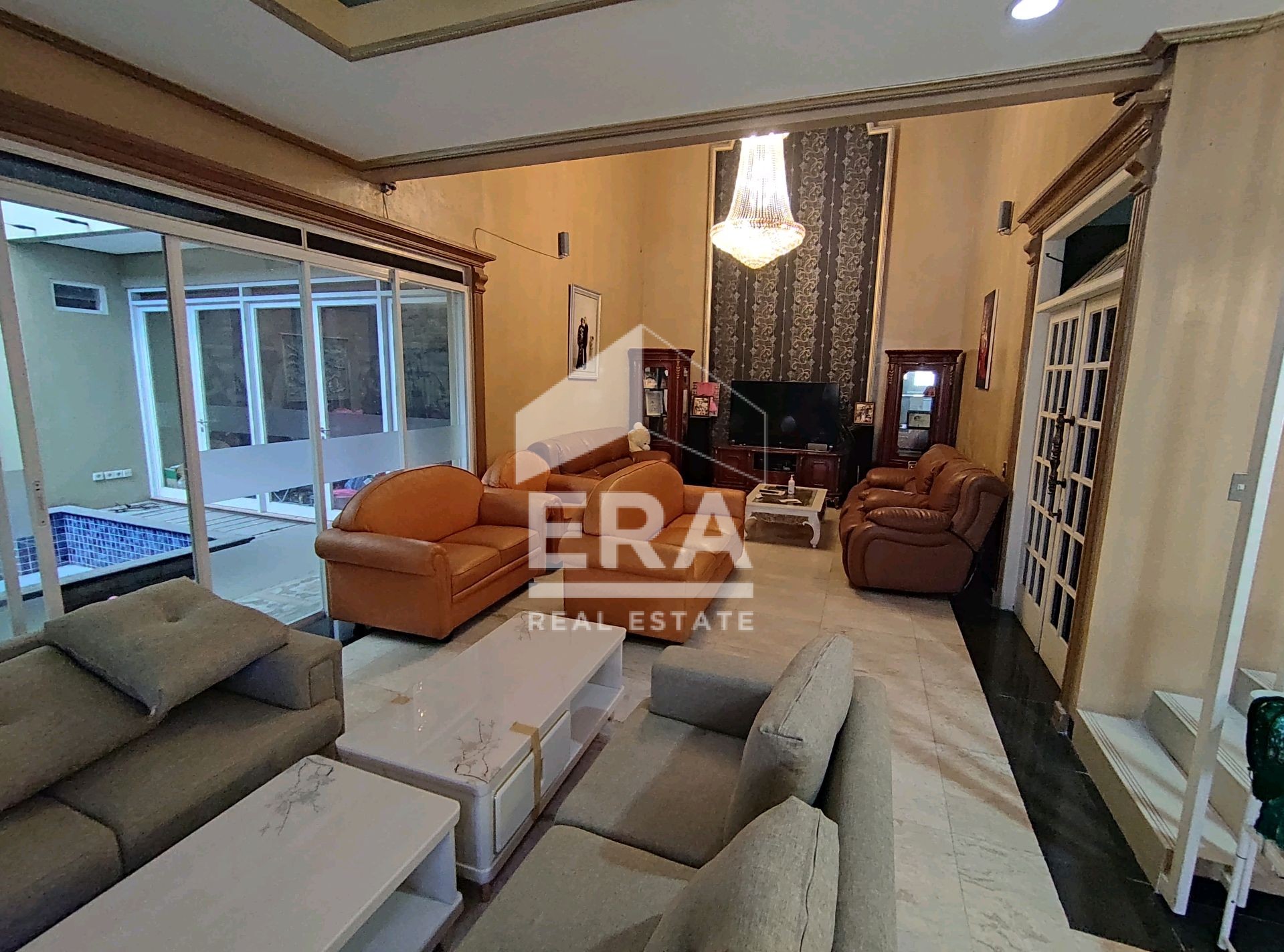 interior 4