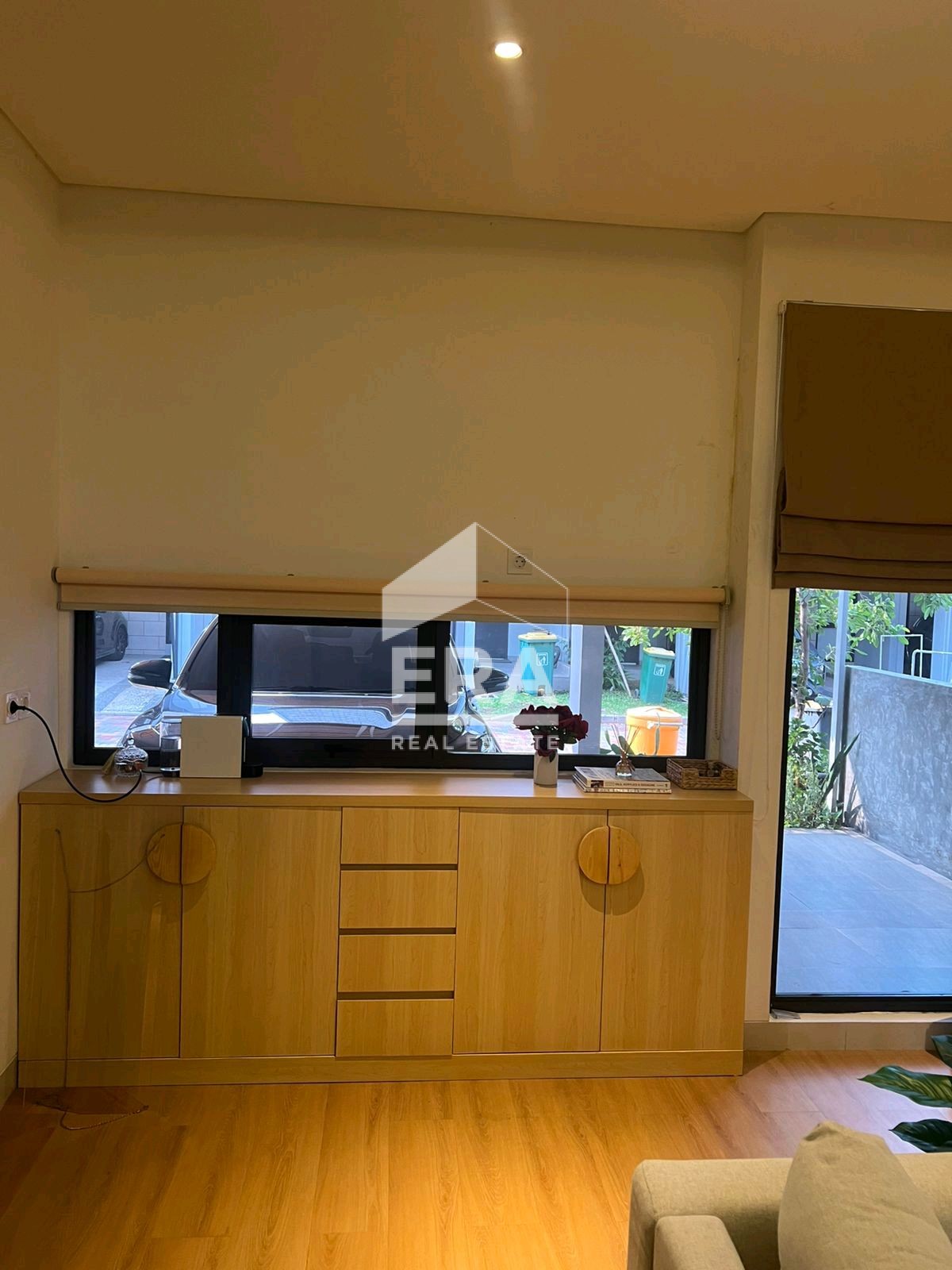interior 2
