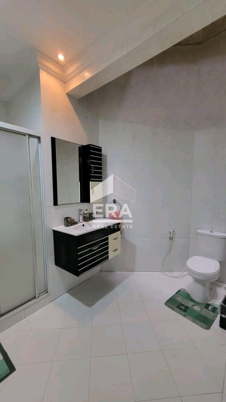 interior 3