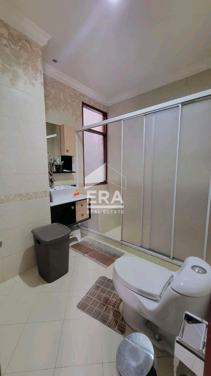 interior 6