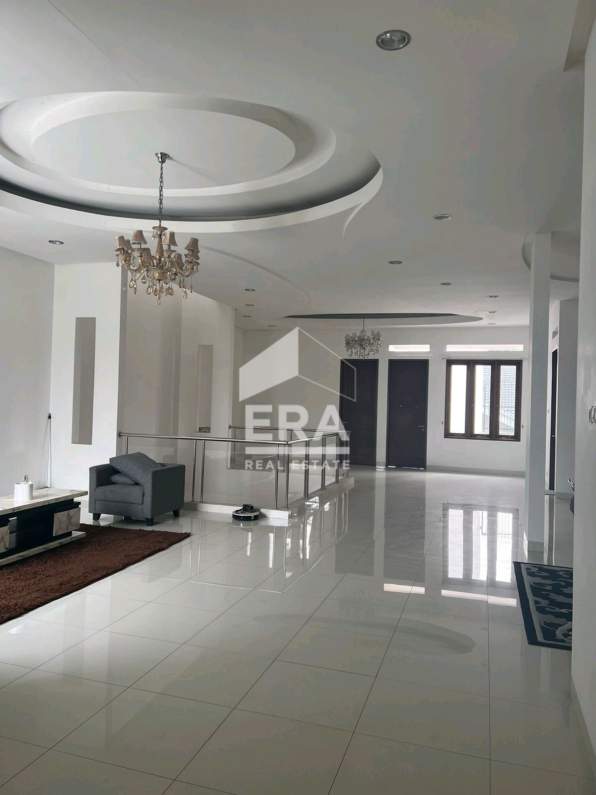 interior 2