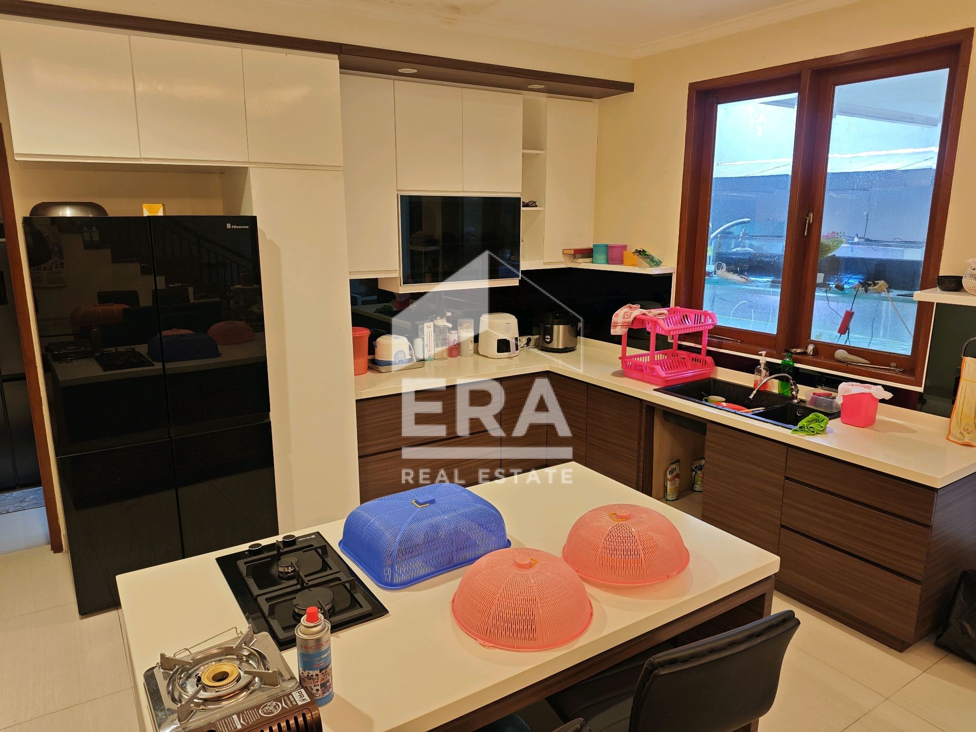 interior 6
